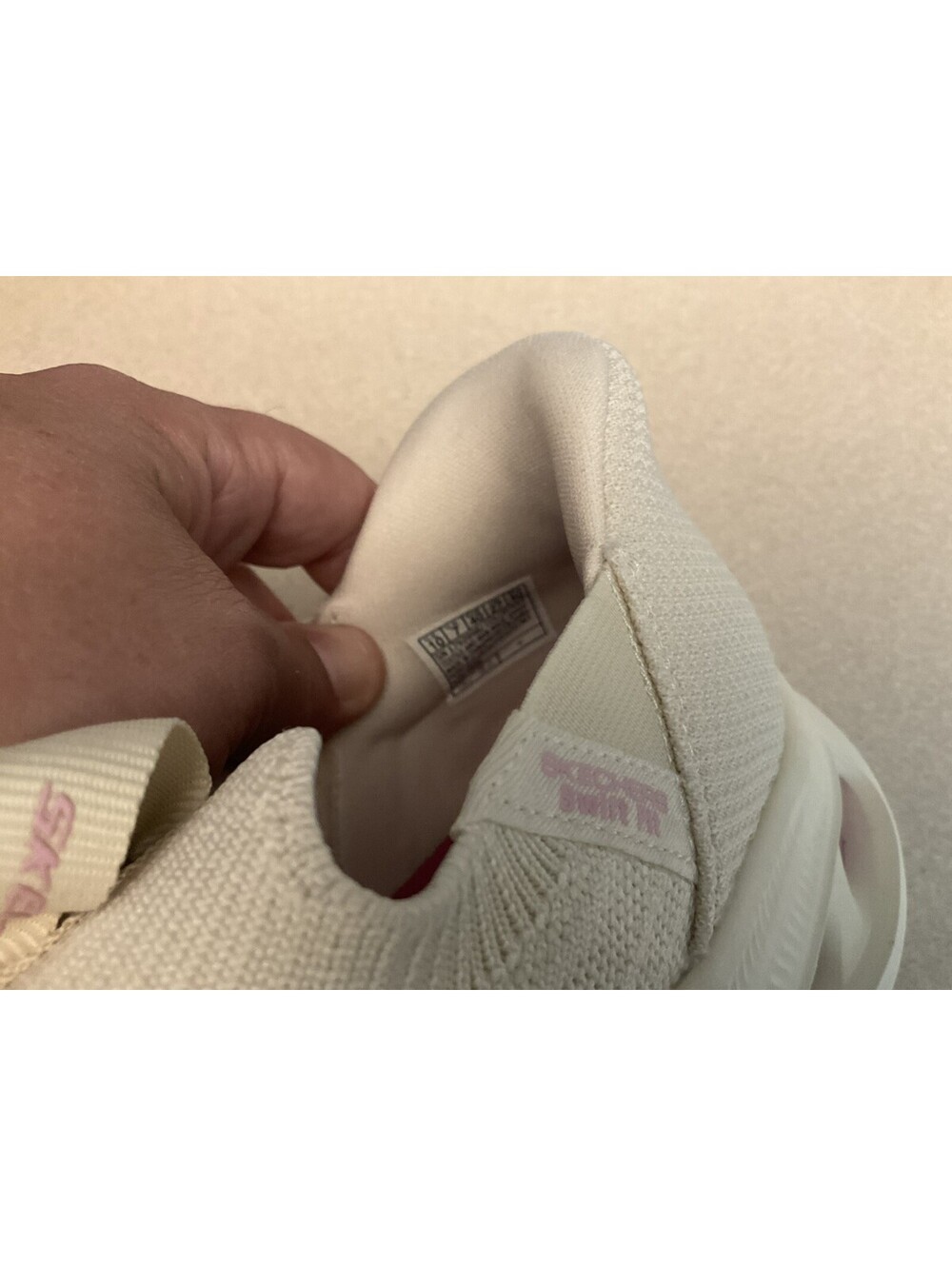 New! Womens Skechers "Hands Free ~ Swift Fit” (Natural) Slip-In Shoes. Size 10. - Picture 5 of 8